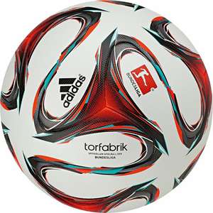 Adidas Torfabrik officiele wedstrijdbal