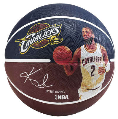 Spalding Basketballen Nba player kyrie irving sz.7 (83-348z)