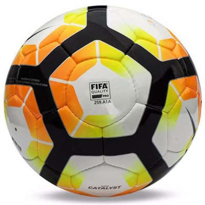 Nike Fußball Catalyst | Gr. 5